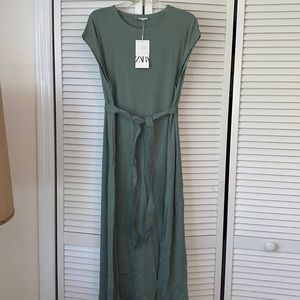 Zara Maxi Dress. Brand new with tags!